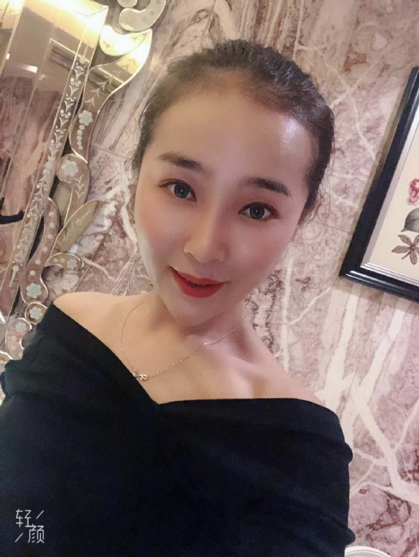 调皮的小猫的第一张照片--宿迁相亲服务中心