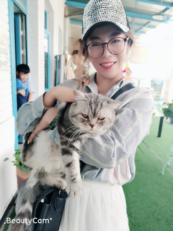 小黑猫的第一张照片--宿迁相亲服务中心