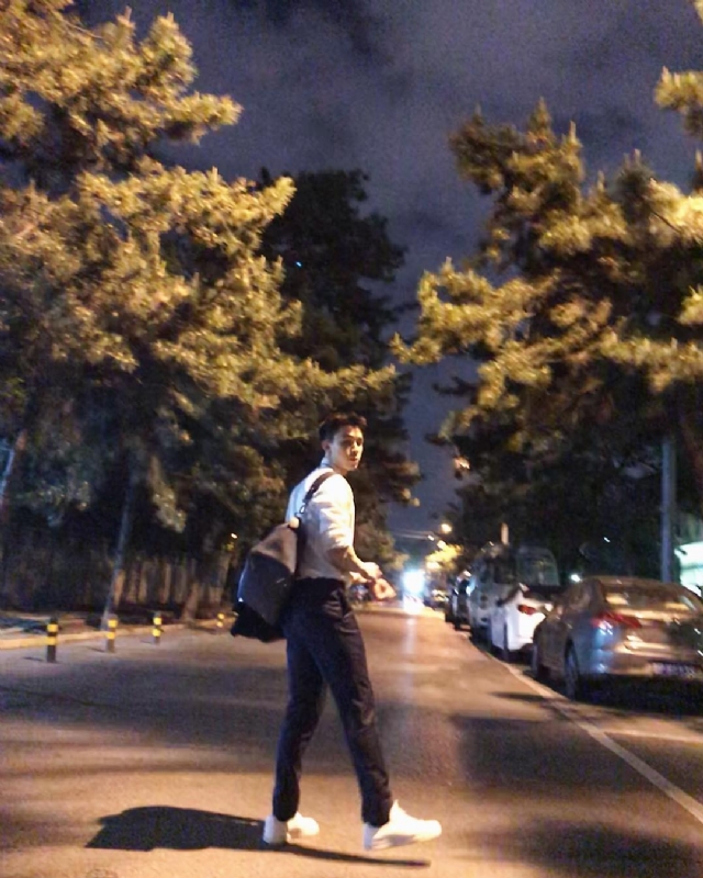 深海的第二张照片--宿迁相亲服务中心