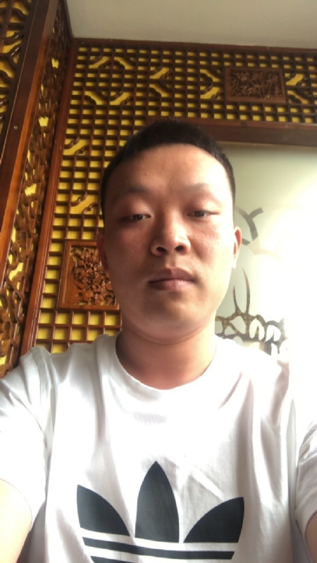 唐子龙的第二张照片--宿迁相亲服务中心