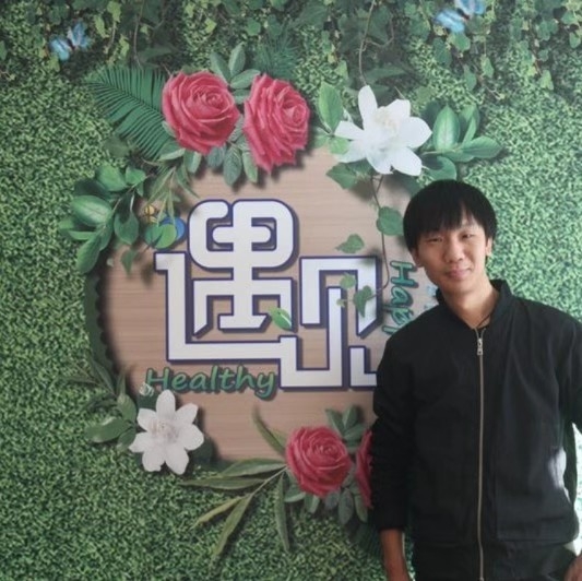 影视人~混爷张的第一张照片--宿迁相亲服务中心