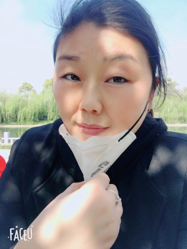 花开半夏的第一张照片--宿迁相亲服务中心