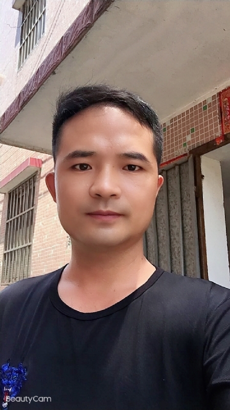 言飞的第一张照片--宿迁相亲服务中心