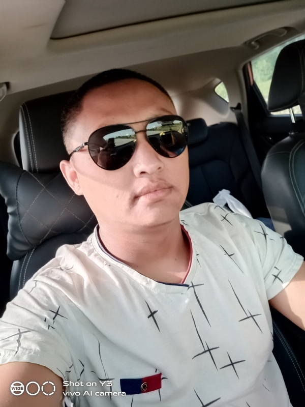 寻缘的第一张照片--宿迁相亲服务中心
