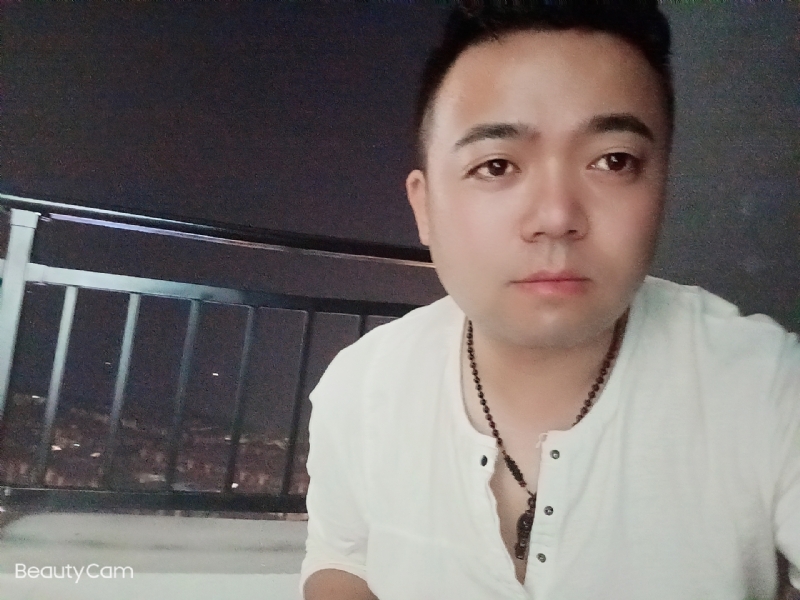 可么嗯哼的第一张照片--宿迁相亲服务中心