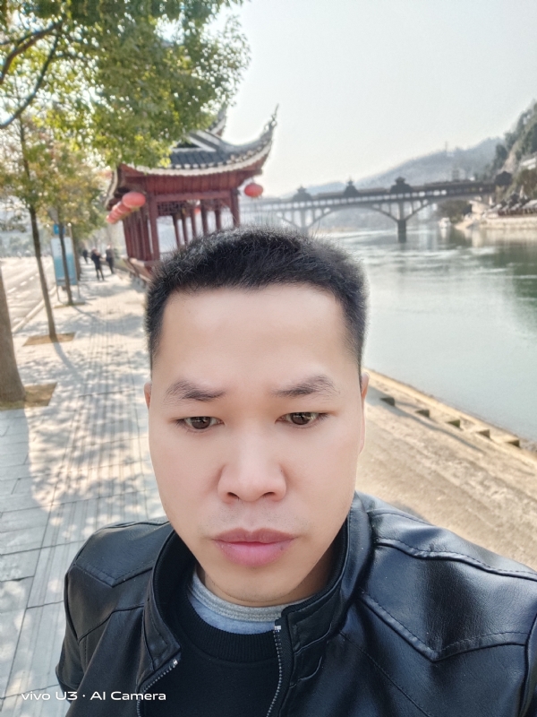 啊锦的第一张照片--宿迁相亲服务中心