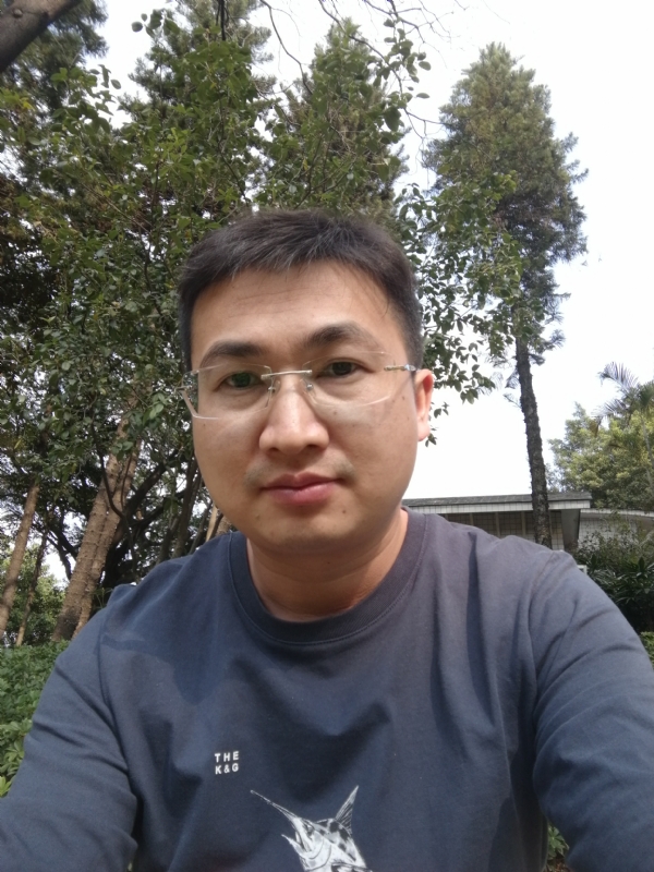 不如随风的第二张照片--宿迁相亲服务中心