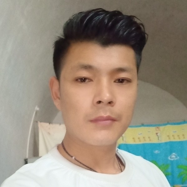 啊锋的第一张照片--宿迁相亲服务中心