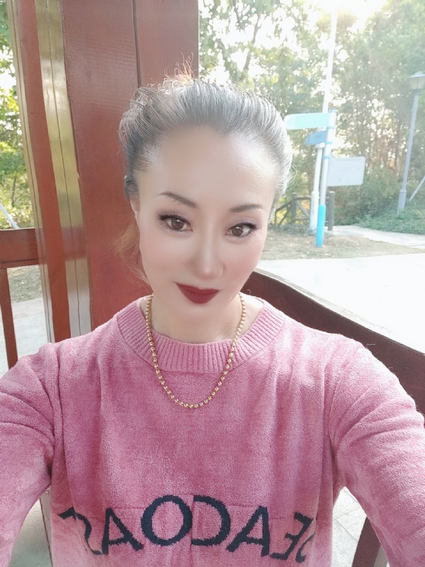 燕子的第五张照片--宿迁相亲服务中心