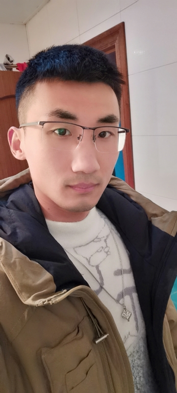 闯红灯吐泡泡的第二张照片--宿迁相亲服务中心
