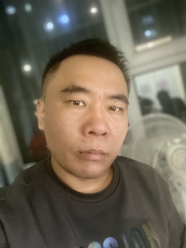 云的第三张照片--宿迁相亲服务中心