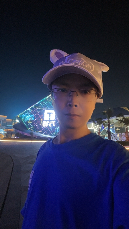 富贵使我们相遇的第一张照片--宿迁相亲服务中心