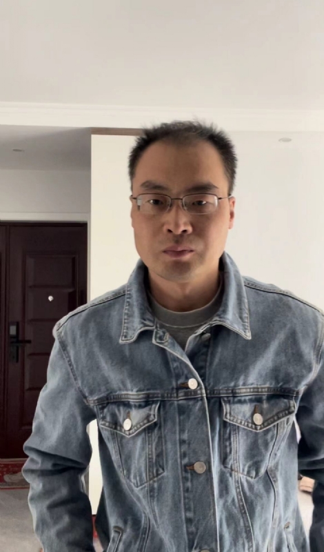 墨灬白的第二张照片--宿迁相亲服务中心