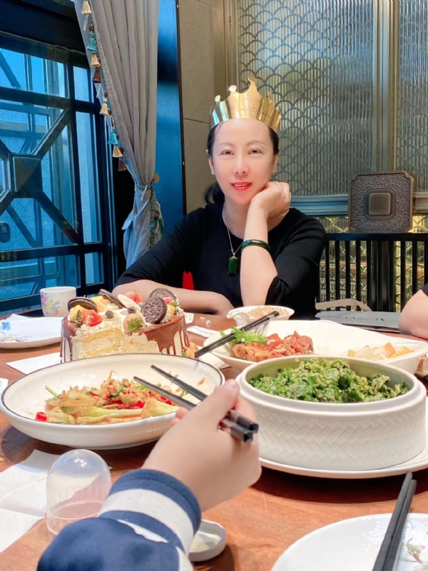 红红的第二张照片--宿迁相亲服务中心