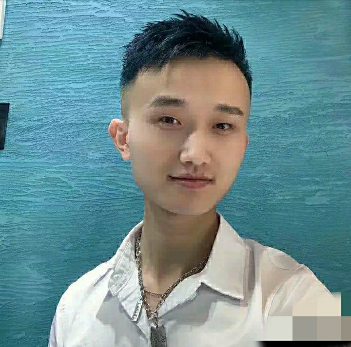 小哥哥的第一张照片--宿迁相亲服务中心