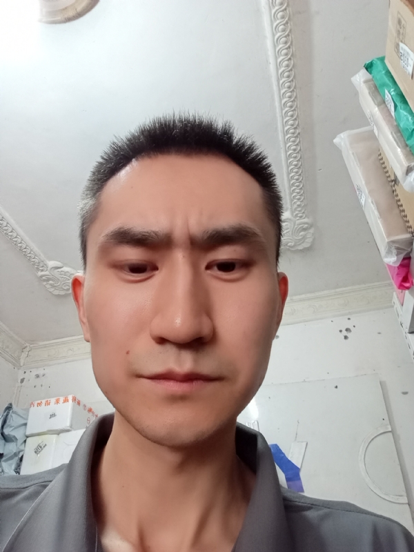 西门吹雪的第一张照片--宿迁相亲服务中心