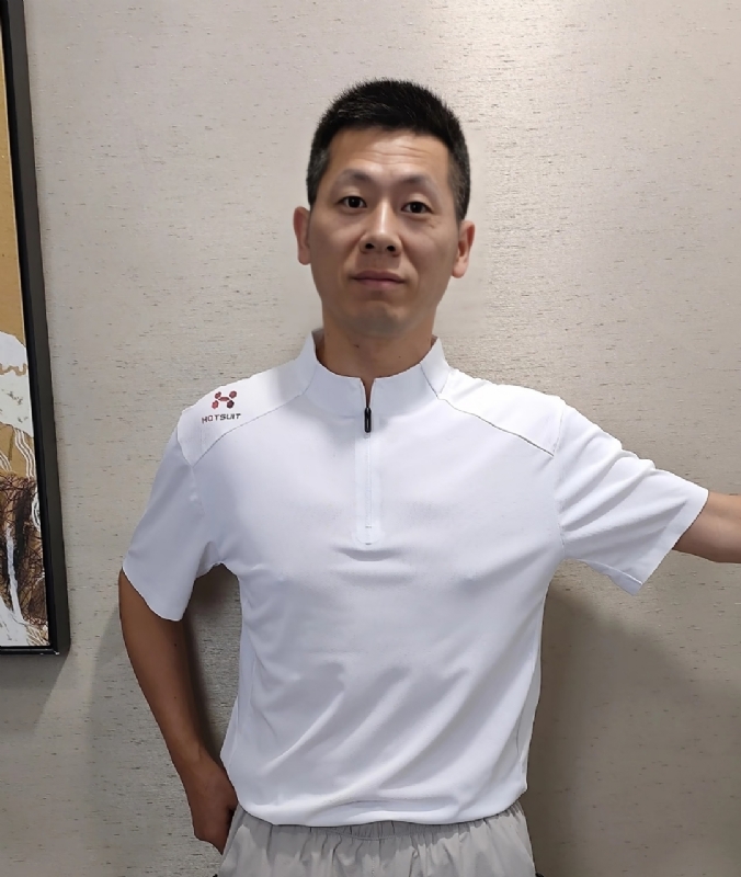 红旗下长大的第一张照片--宿迁相亲服务中心